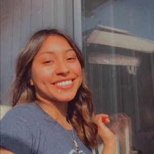 Meet your Posher, Natalie